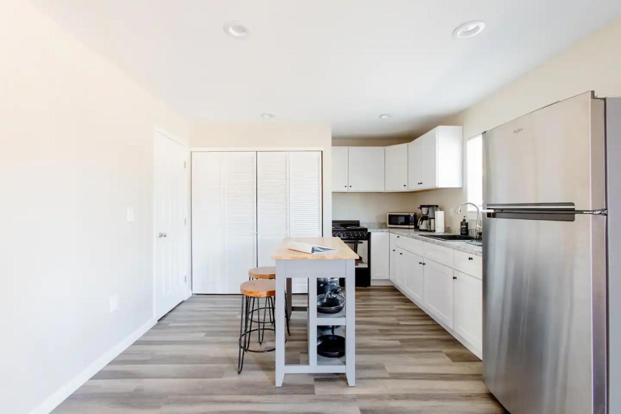 Beautiful Spacious Guest Home 로즈빌 외부 사진